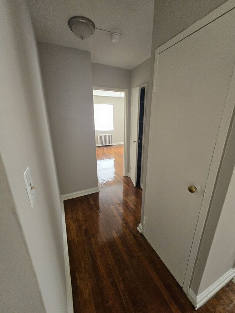 WASHINGTON Apartment: 214 KENILWORTH AVE NE
