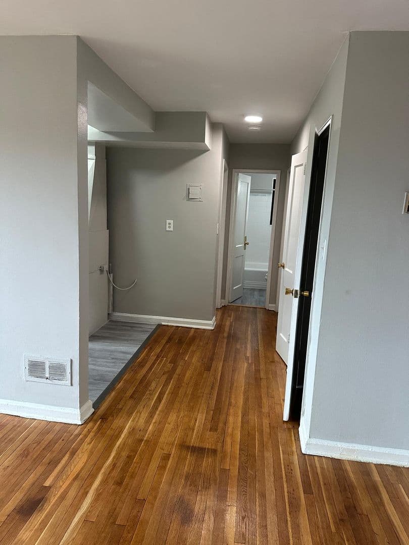 WASHINGTON Apartment: 4639 HUNT PL NE
