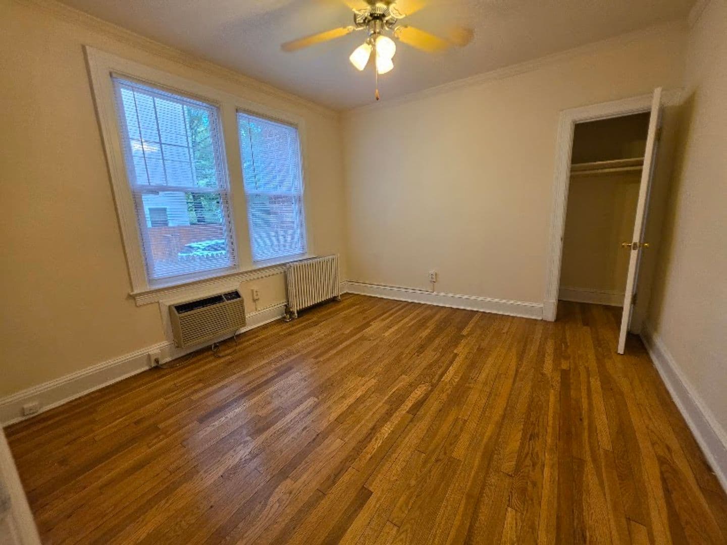 Washington Apartment: 3213 Wisconsin Ave., NW