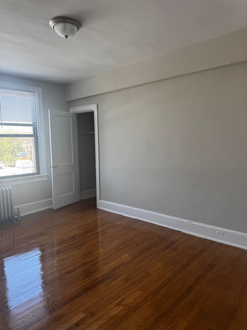 WASHINGTON Apartment: 3100 WARDER ST NW