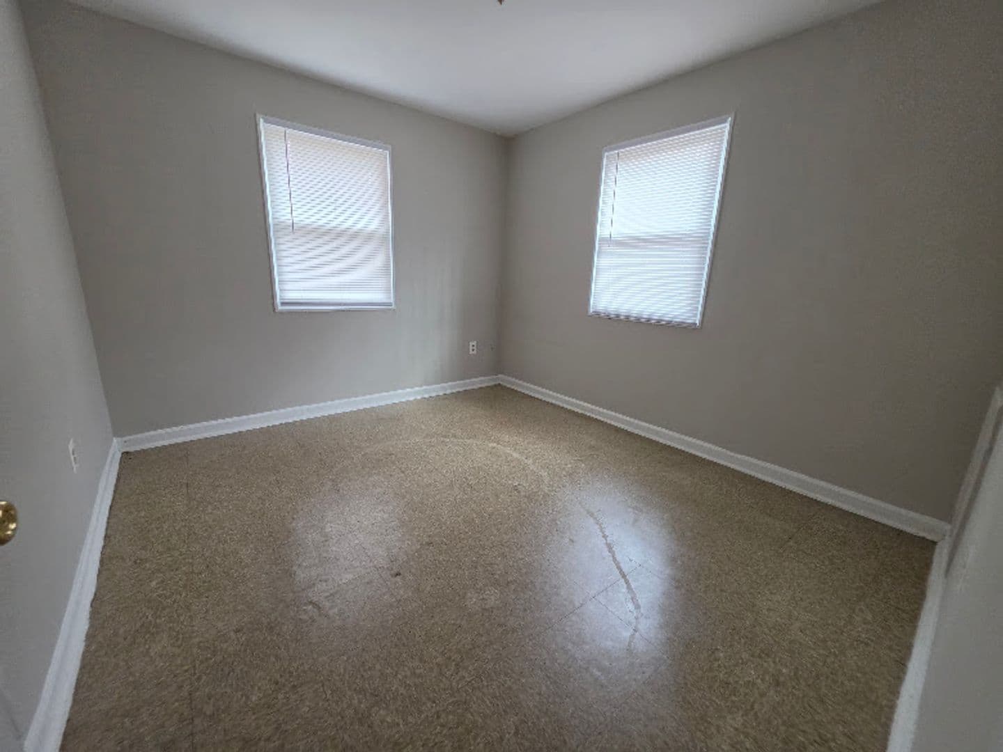 WASHINGTON Apartment: 1020 45TH ST NE