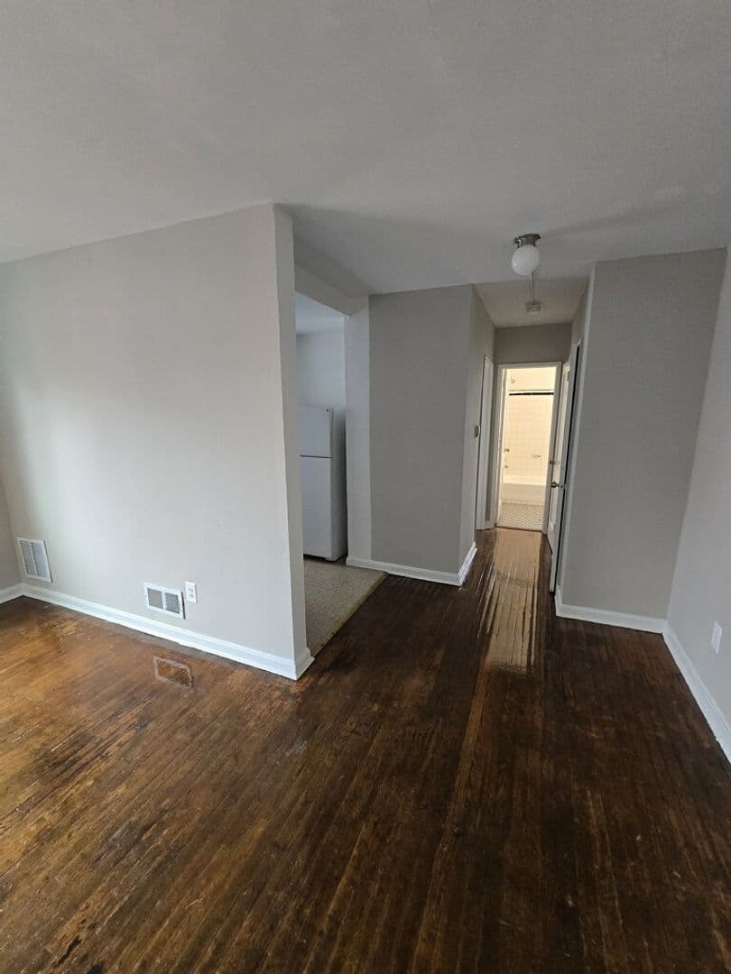 WASHINGTON Apartment: 1026 45TH ST NE