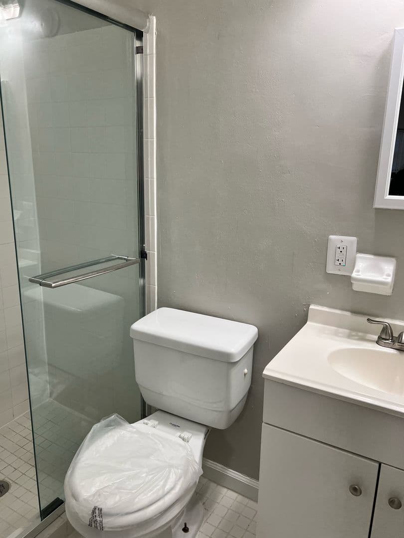 WASHINGTON Apartment: 2520 13TH ST NW