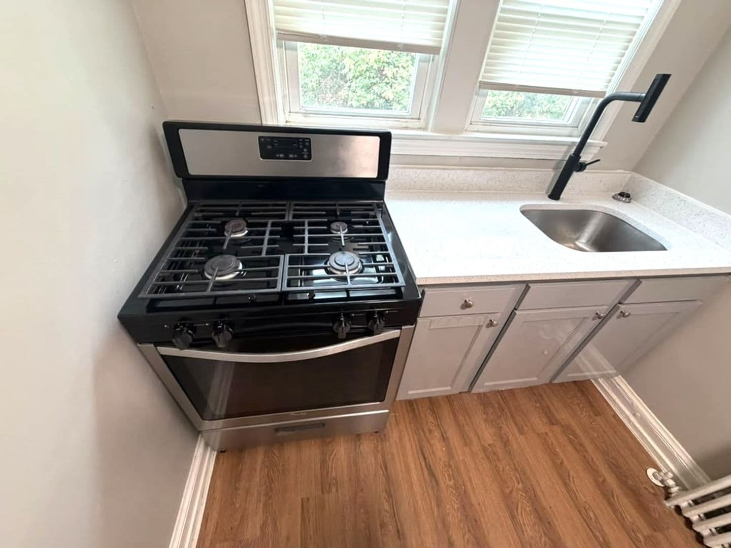 WASHINGTON Apartment: 1000 PERRY ST NE