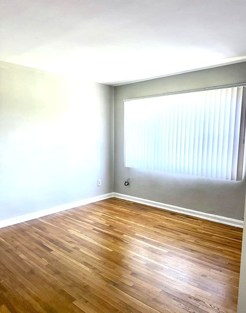 WASHINGTON Apartment: 4639 HUNT PL NE