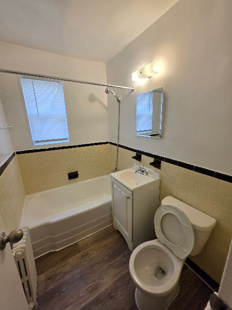 WASHINGTON Apartment: 136 KENILWORTH AVE NE