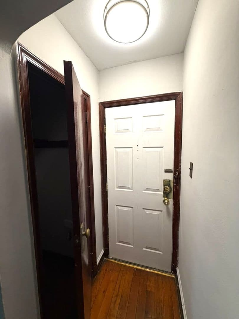 WASHINGTON Apartment: 1000 PERRY ST NE