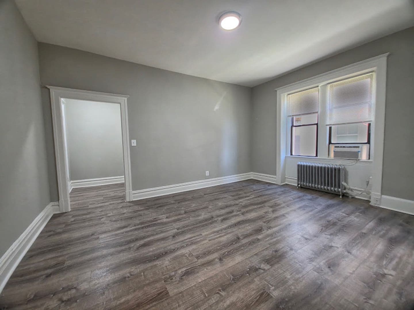 WASHINGTON Apartment: 1439 T ST NW