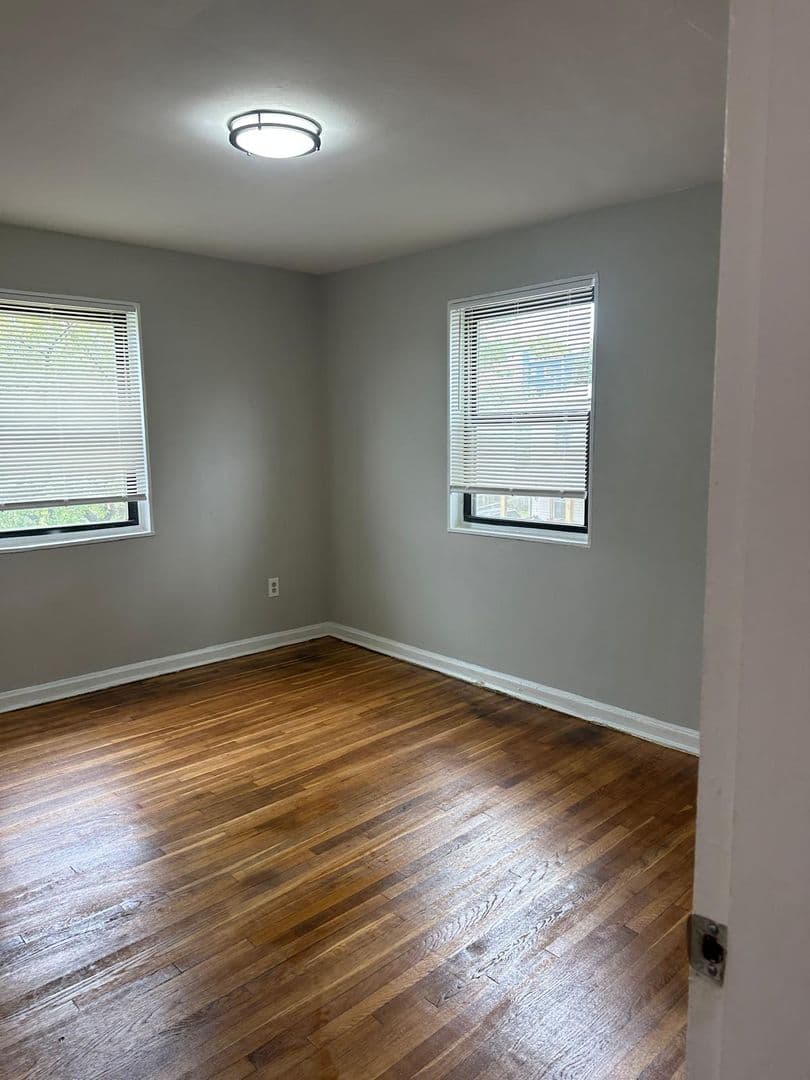 WASHINGTON Apartment: 4639 HUNT PL NE