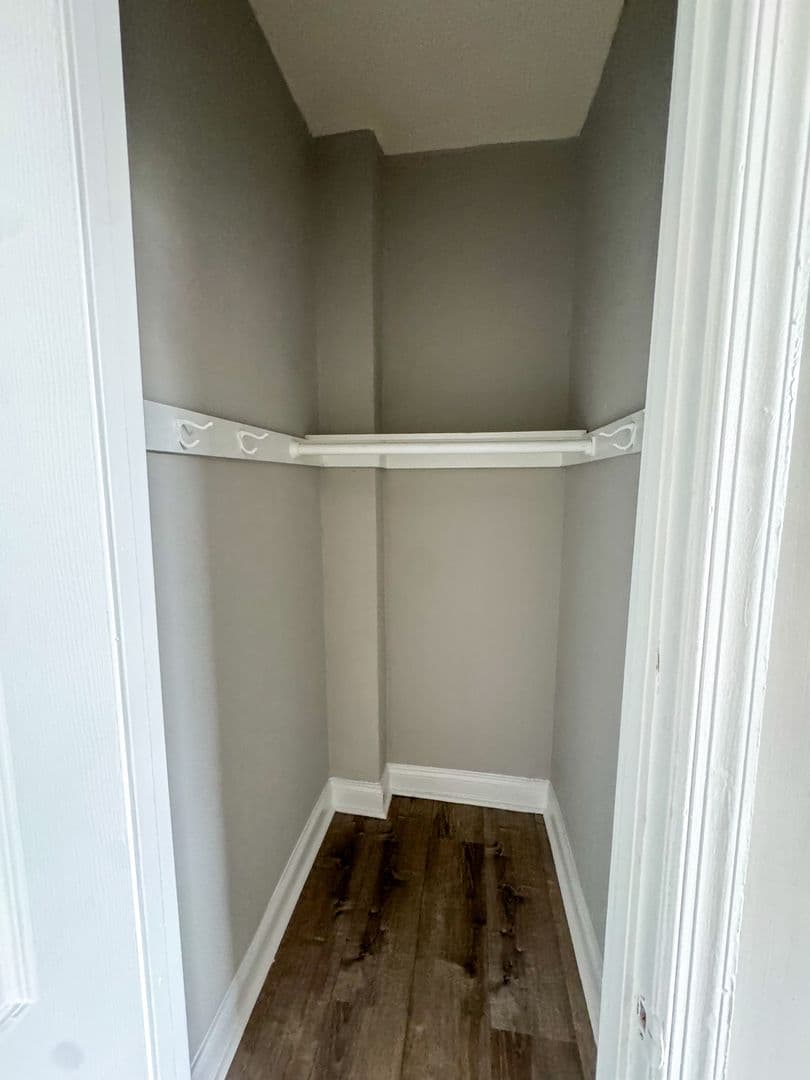 WASHINGTON Apartment: 1307 12TH ST NW