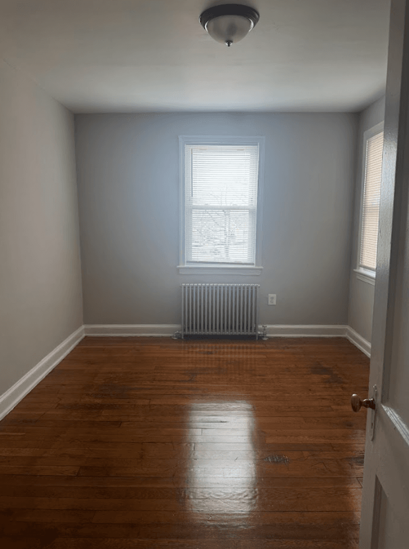 WASHINGTON Apartment: 3507 MINNESOTA AVE SE