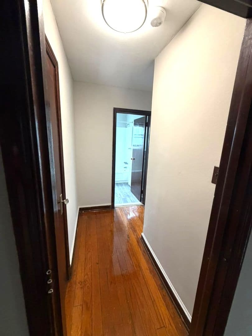 WASHINGTON Apartment: 1000 PERRY ST NE