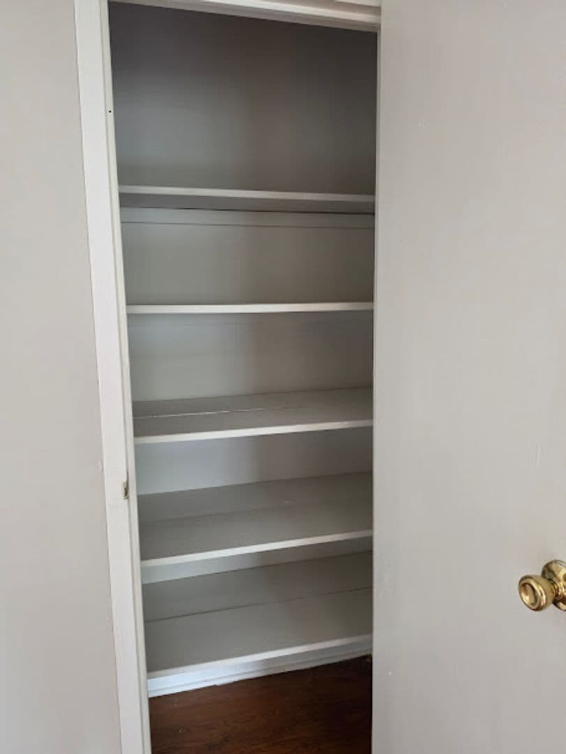 WASHINGTON Apartment: 3393 BLAINE ST NE