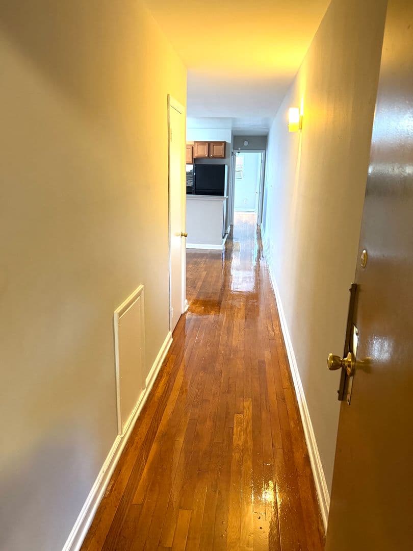 WASHINGTON Apartment: 315 W ST NE