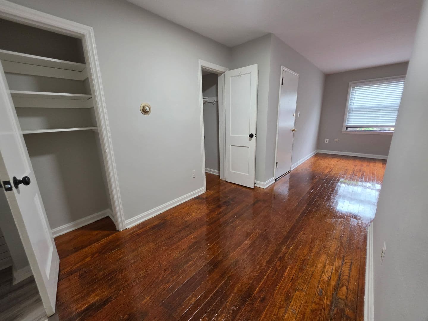 WASHINGTON Apartment: 427 BURBANK ST SE