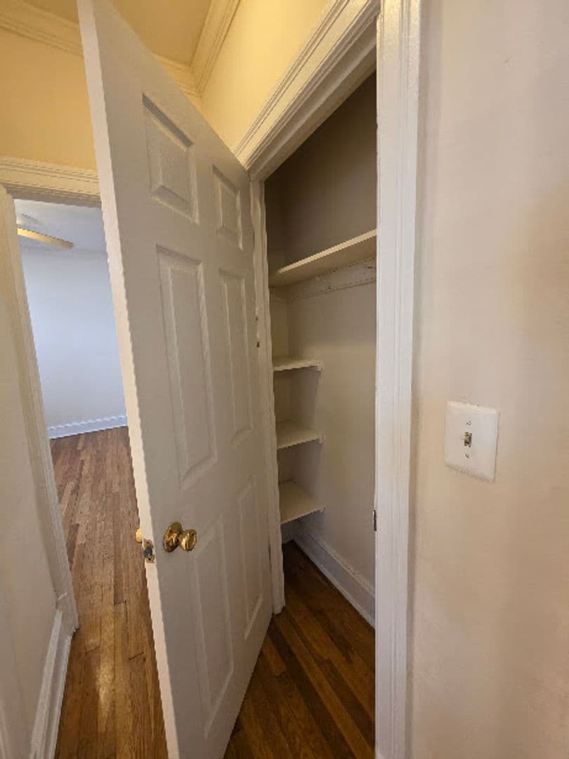 Washington Apartment: 3213 Wisconsin Ave., NW