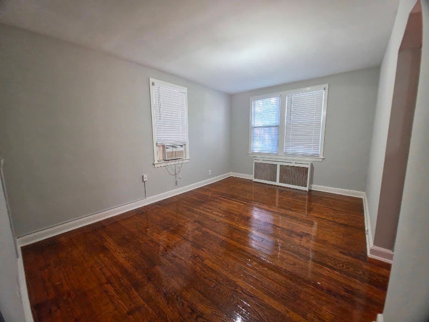 Washington Apartment: 4021 Benton St., NW