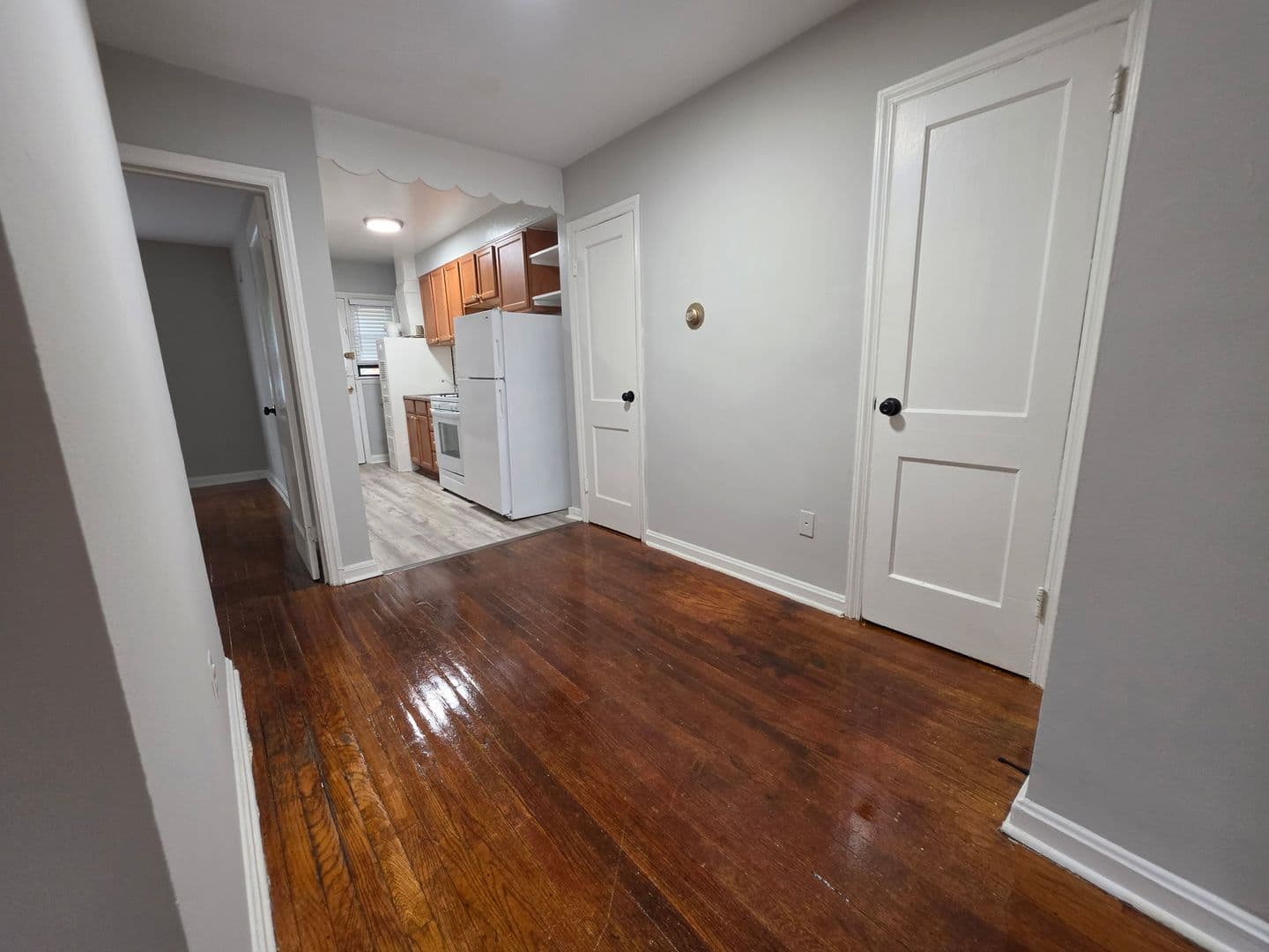 WASHINGTON Apartment: 427 BURBANK ST SE