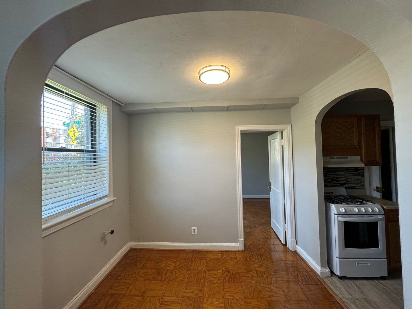 WASHINGTON Apartment: 1035 PERRY ST NE