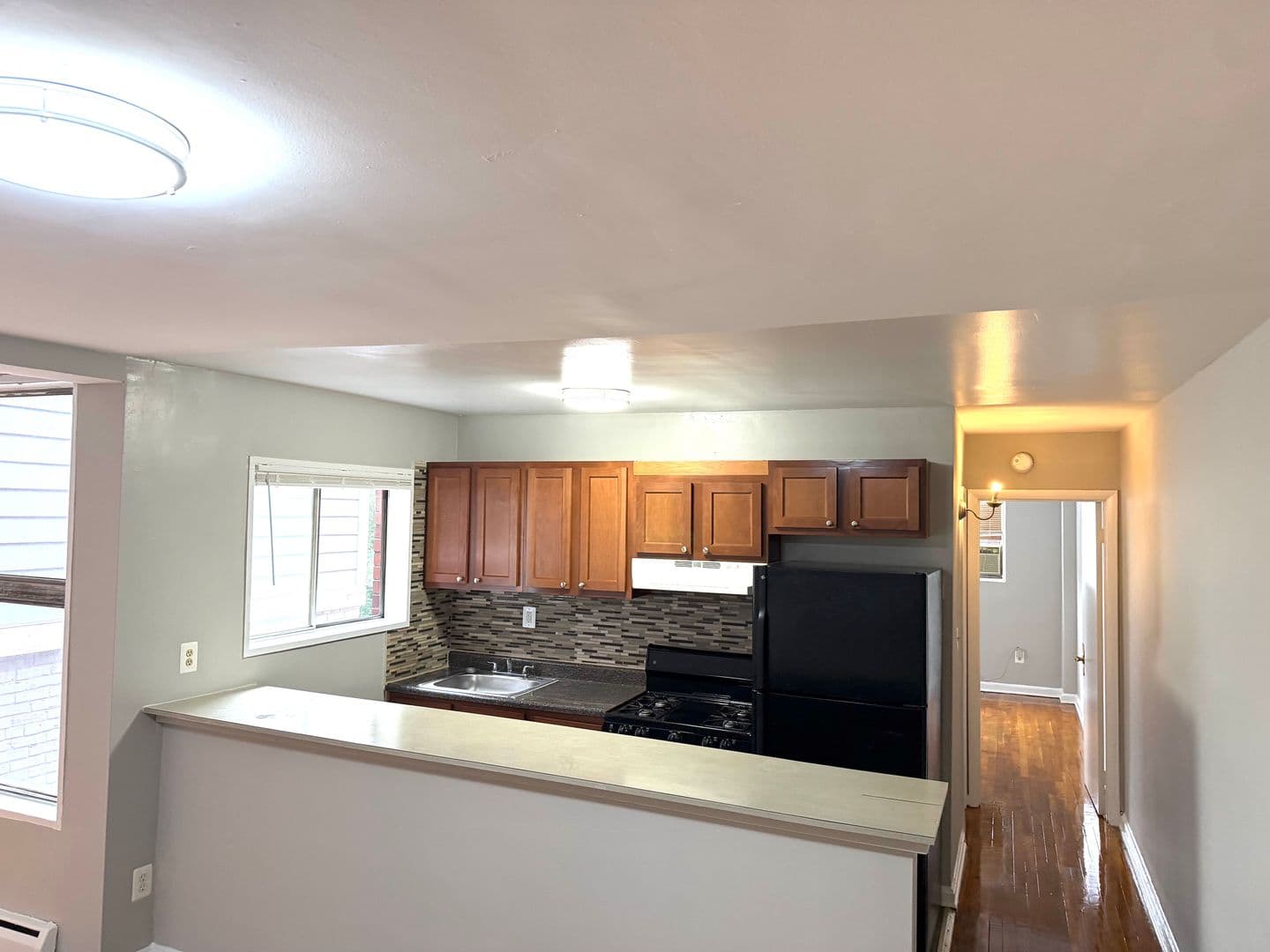 WASHINGTON Apartment: 315 W ST NE
