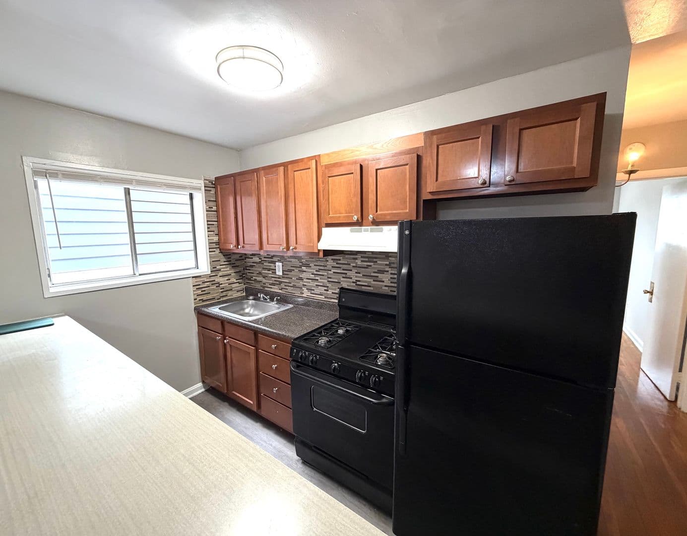 WASHINGTON Apartment: 315 W ST NE