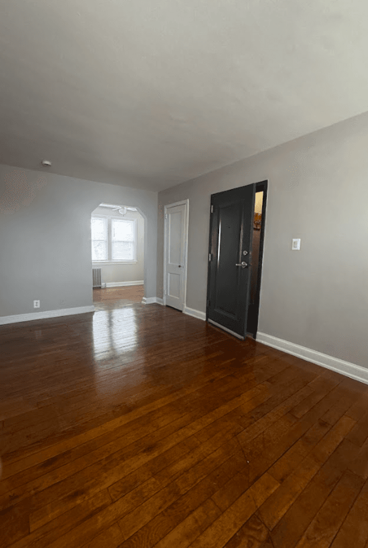 WASHINGTON Apartment: 3507 MINNESOTA AVE SE
