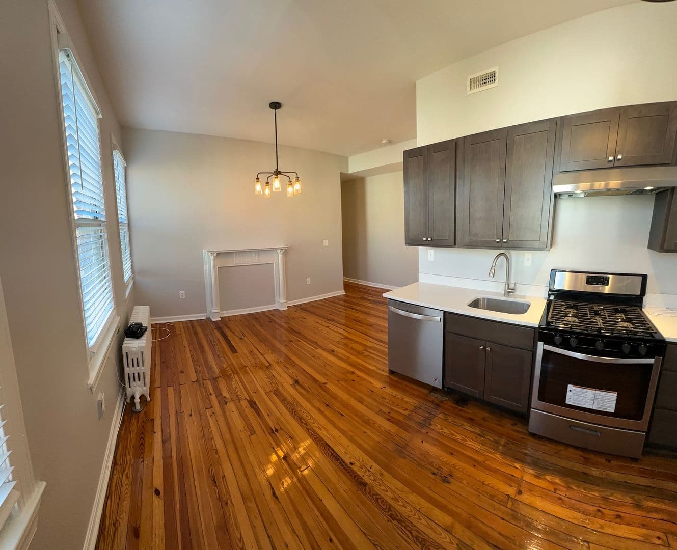WASHINGTON Apartment: 715 15TH ST SE