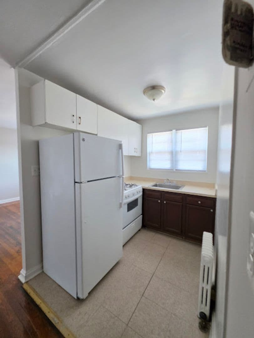WASHINGTON Apartment: 214 KENILWORTH AVE NE