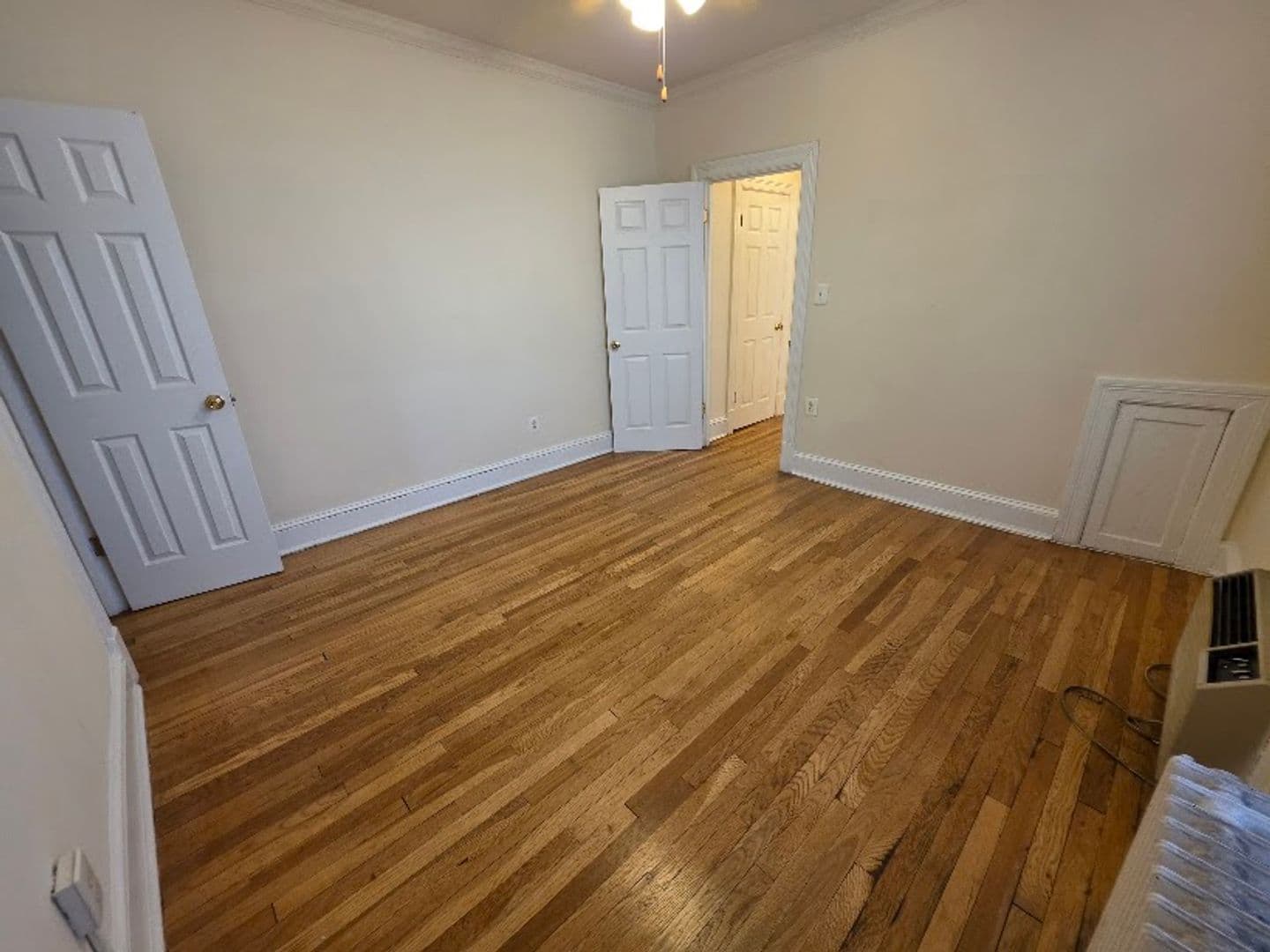 Washington Apartment: 3213 Wisconsin Ave., NW
