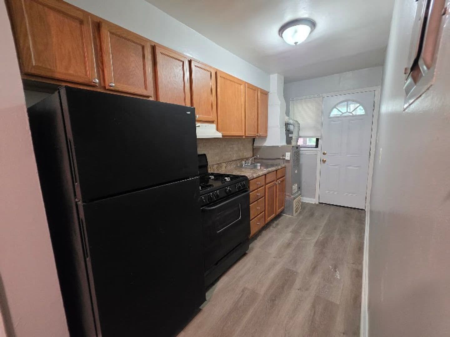 WASHINGTON Apartment: 427 BURBANK ST SE