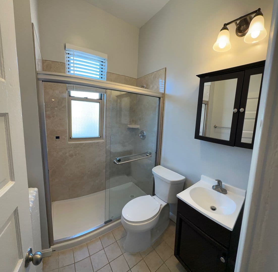 WASHINGTON Apartment: 715 15TH ST SE