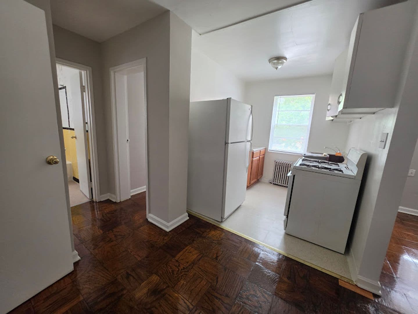 WASHINGTON Apartment: 3393 BLAINE ST NE