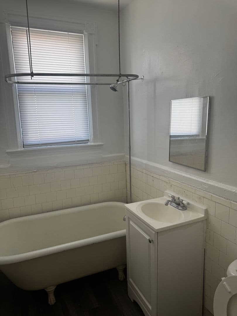 WASHINGTON Apartment: 3100 WARDER ST NW