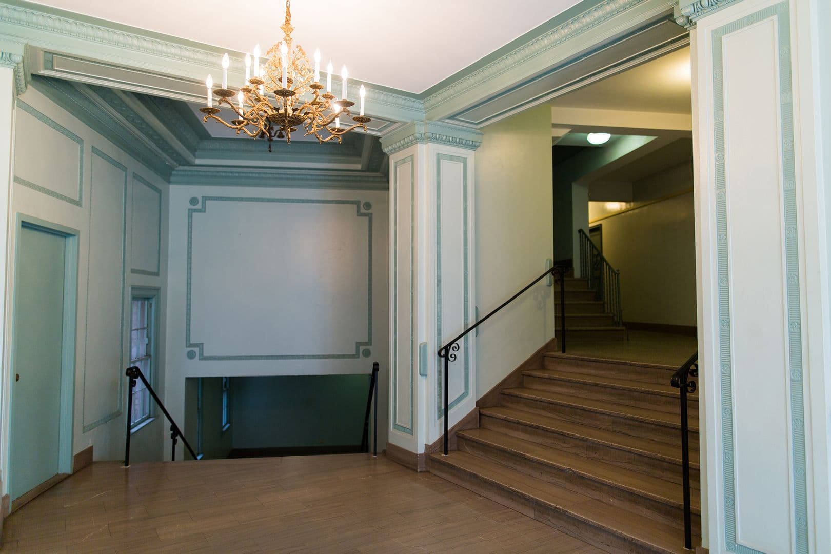 WASHINGTON Apartment: 3217 CONNECTICUT AVE NW