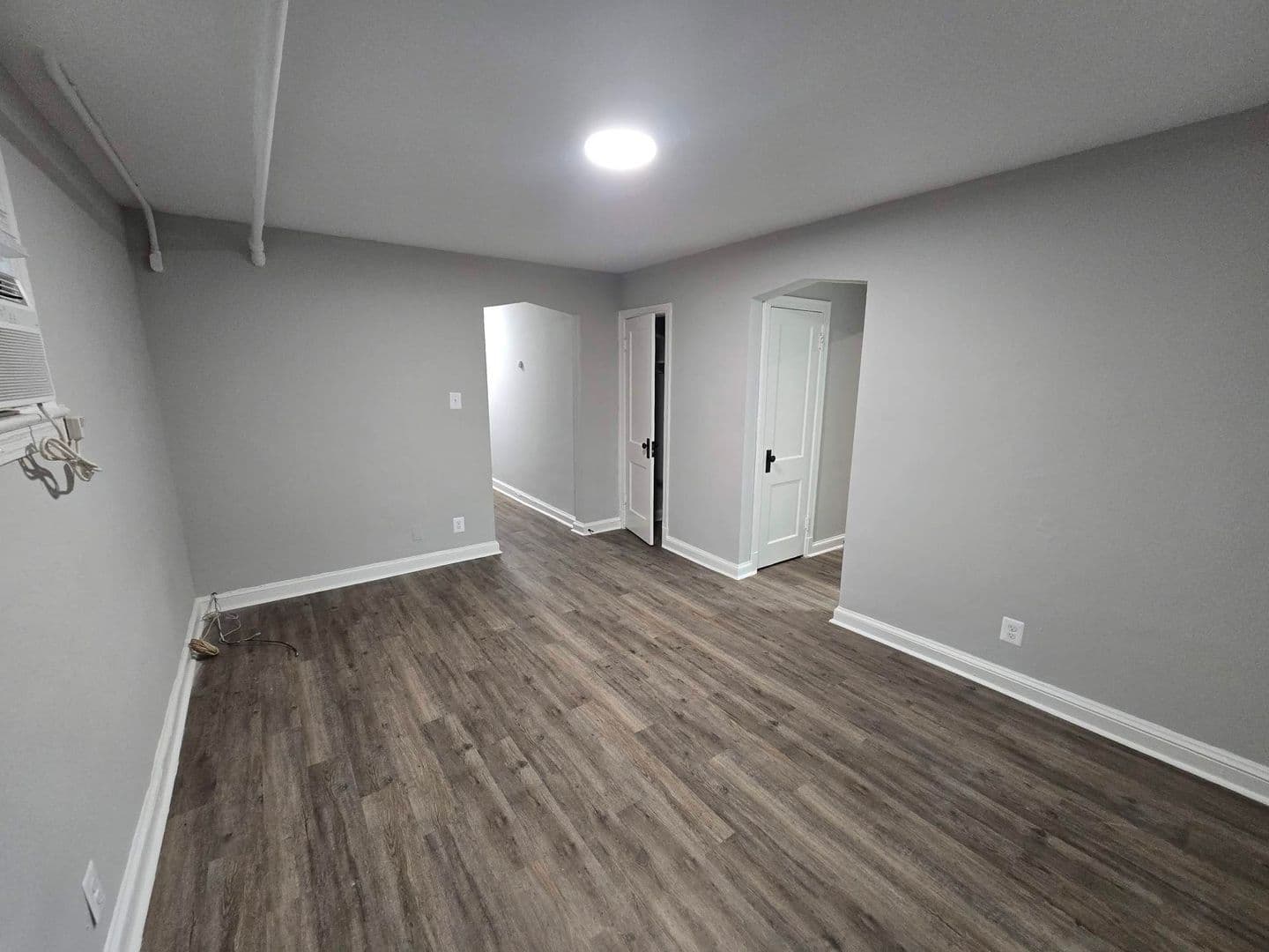 Washington Apartment: 4021 Benton St., NW