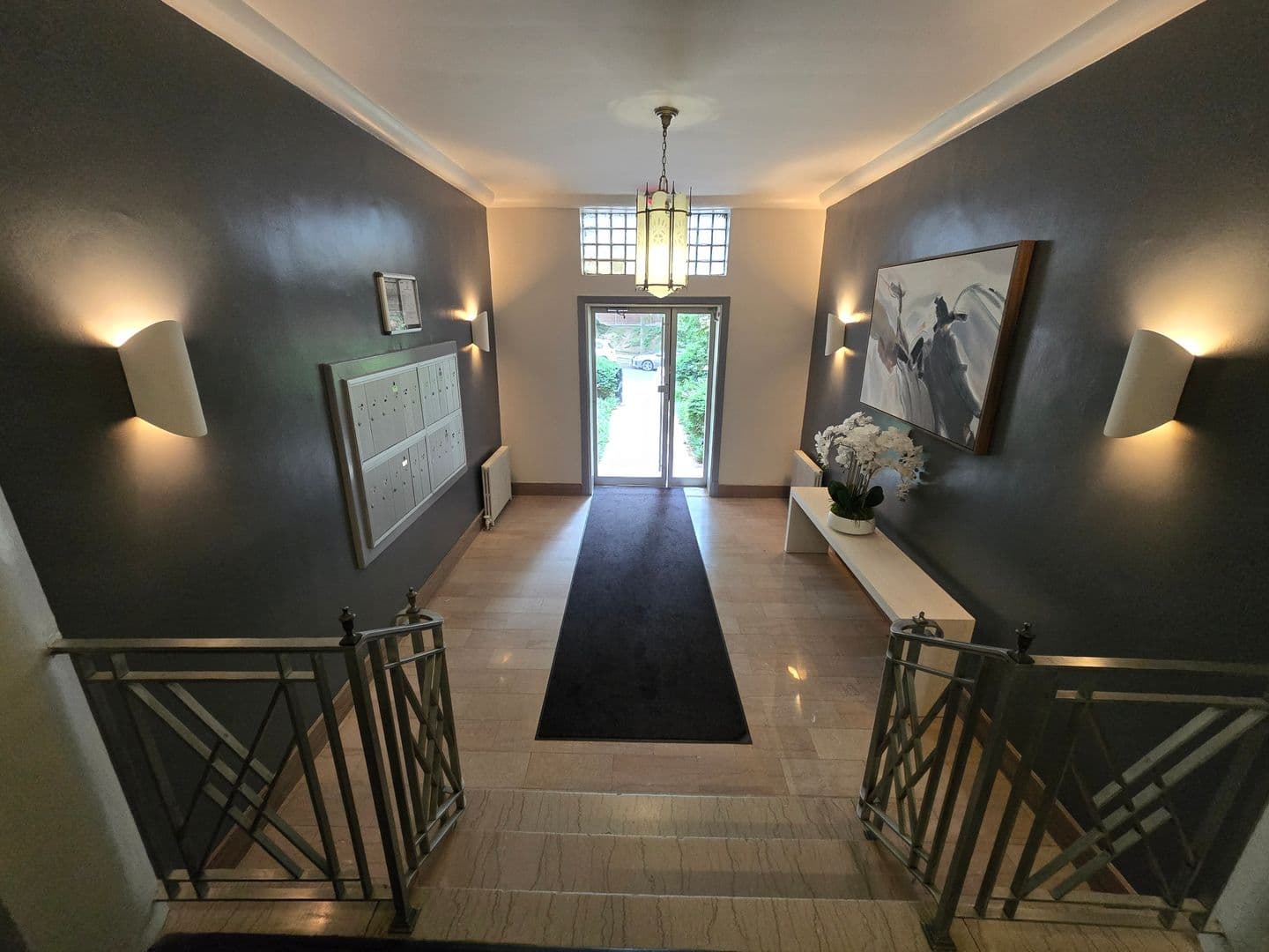 Washington Apartment: 4021 Benton St., NW
