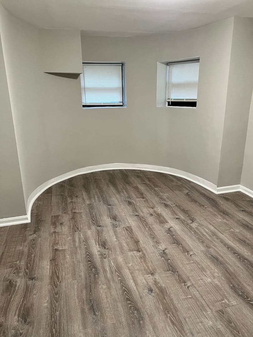 WASHINGTON Apartment: 2520 13TH ST NW