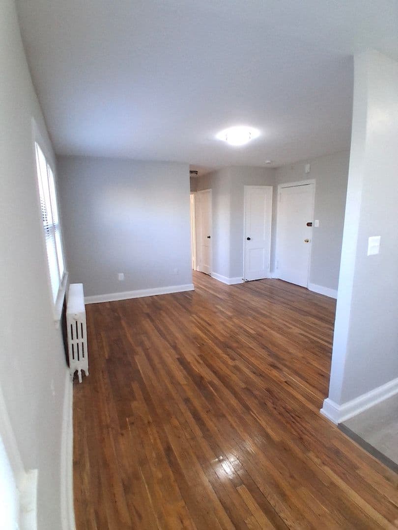WASHINGTON Apartment: 1266 MORSE ST NE