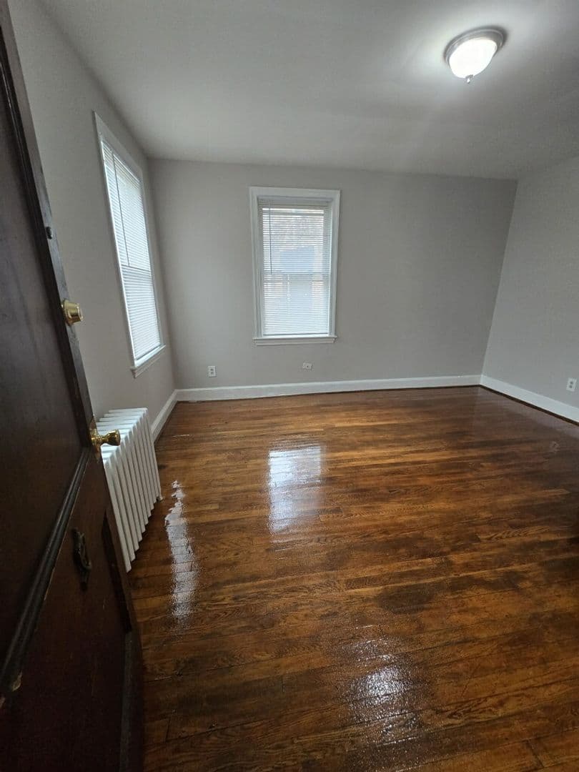 WASHINGTON Apartment: 2843 MINNESOTA AVE SE