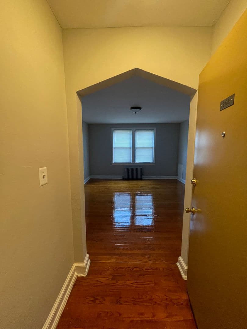 WASHINGTON Apartment: 5740 COLORADO AVE NW