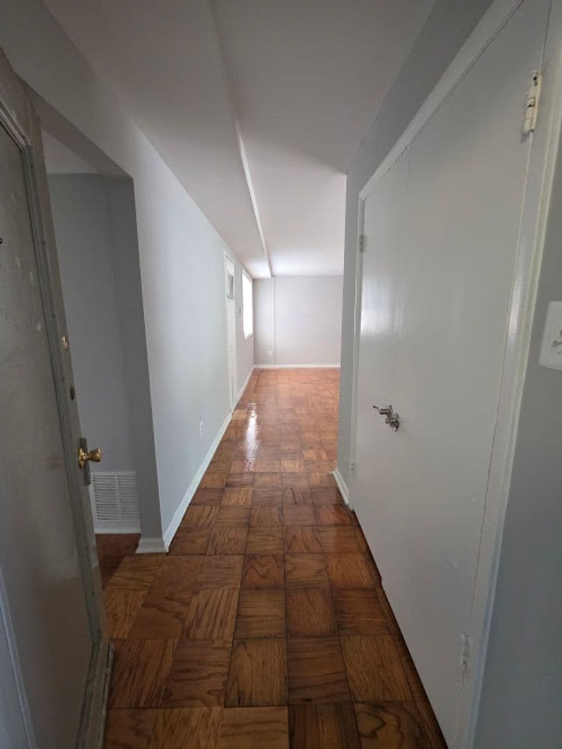 WASHINGTON Apartment: 5055 MEADE ST NE