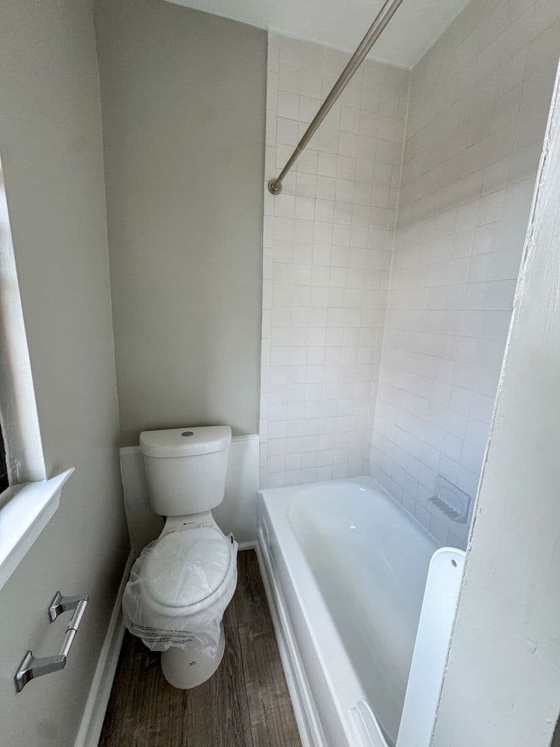 WASHINGTON Apartment: 1307 12TH ST NW