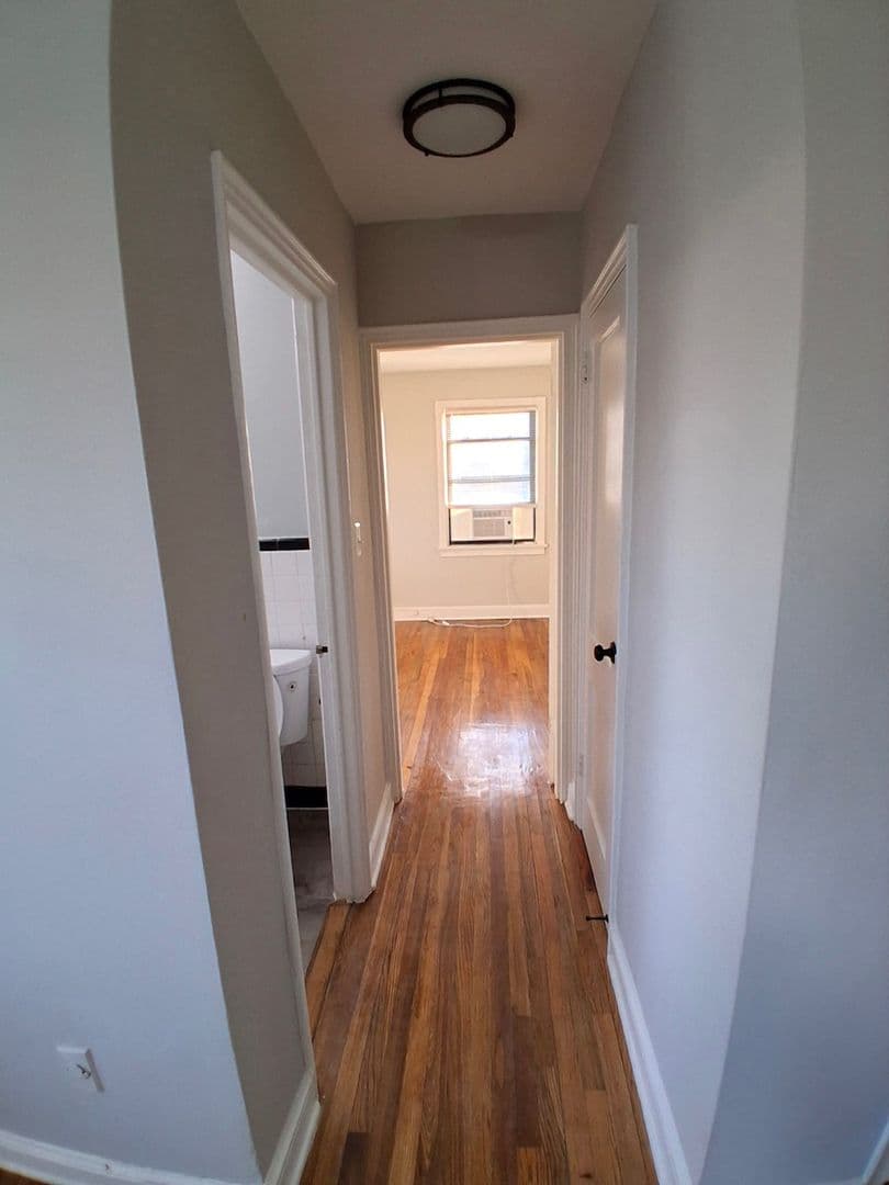 WASHINGTON Apartment: 1266 MORSE ST NE