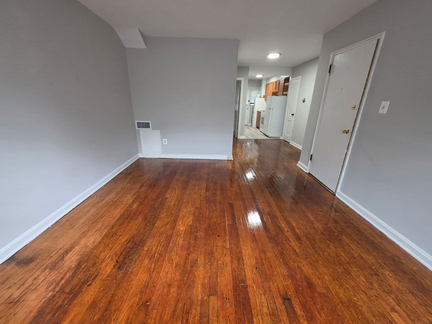 WASHINGTON Apartment: 427 BURBANK ST SE