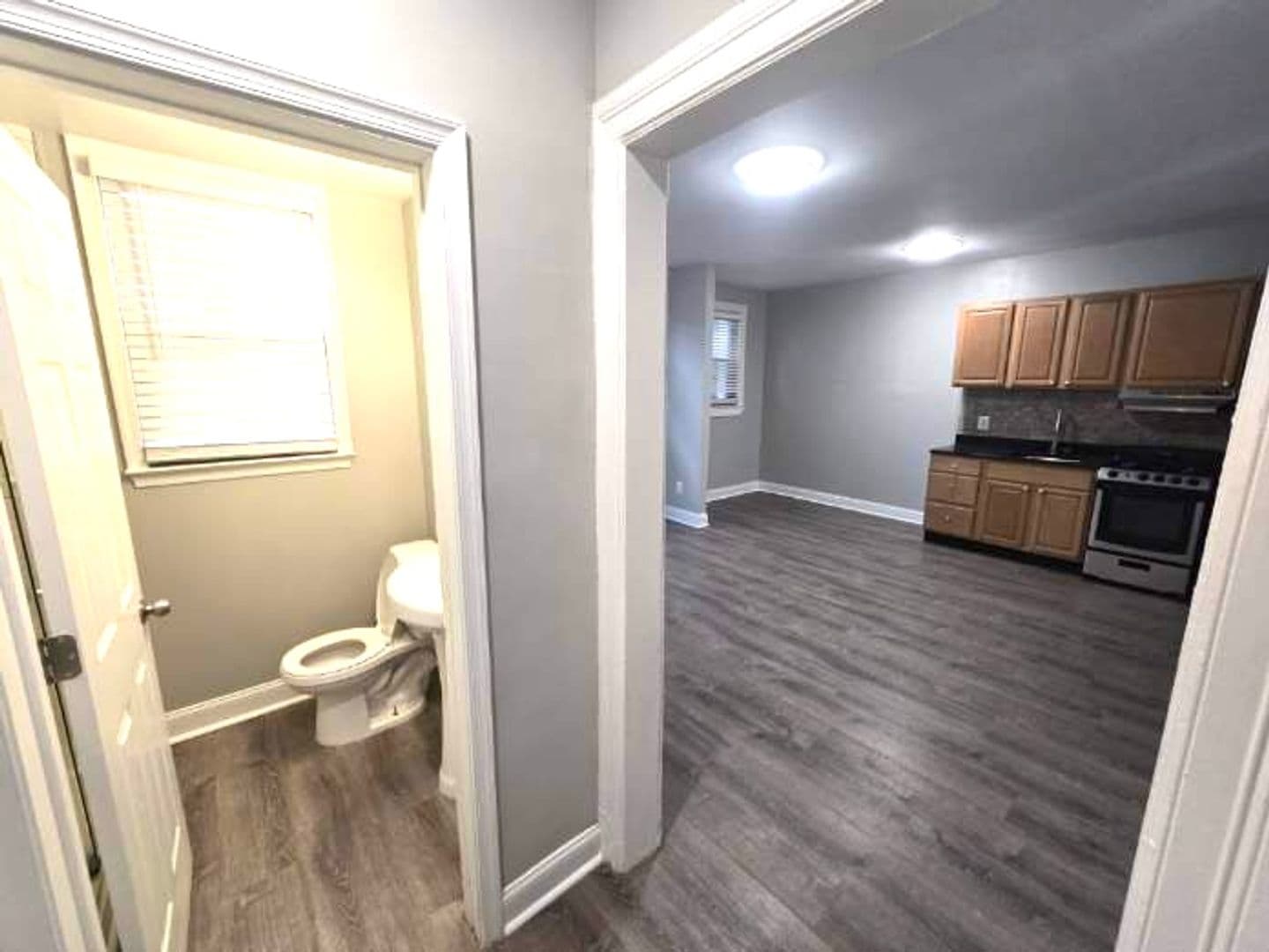WASHINGTON Apartment: 435 16TH ST SE