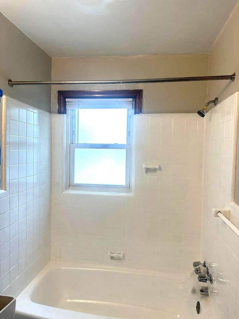 WASHINGTON Apartment: 1000 PERRY ST NE