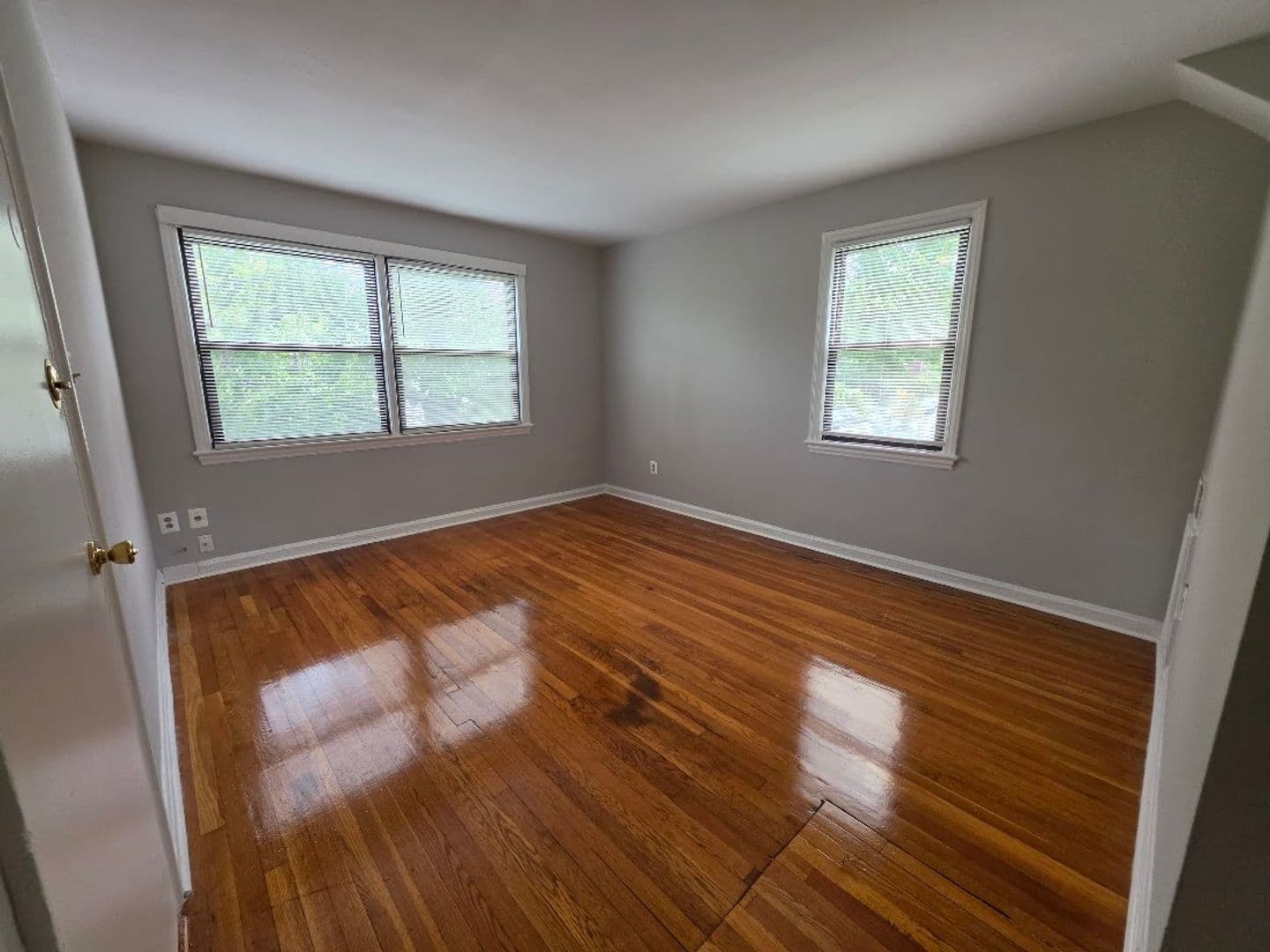 WASHINGTON Apartment: 429 BURBANK ST SE