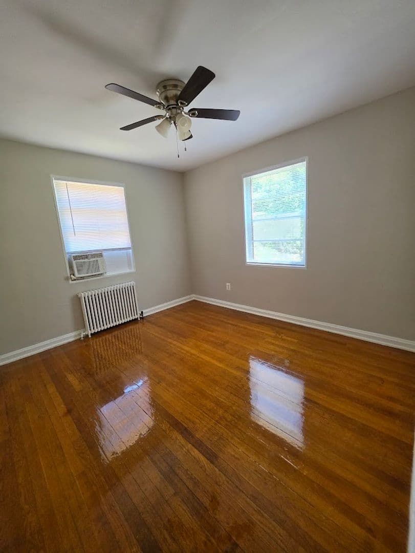 WASHINGTON Apartment: 208 KENILWORTH AVE NE
