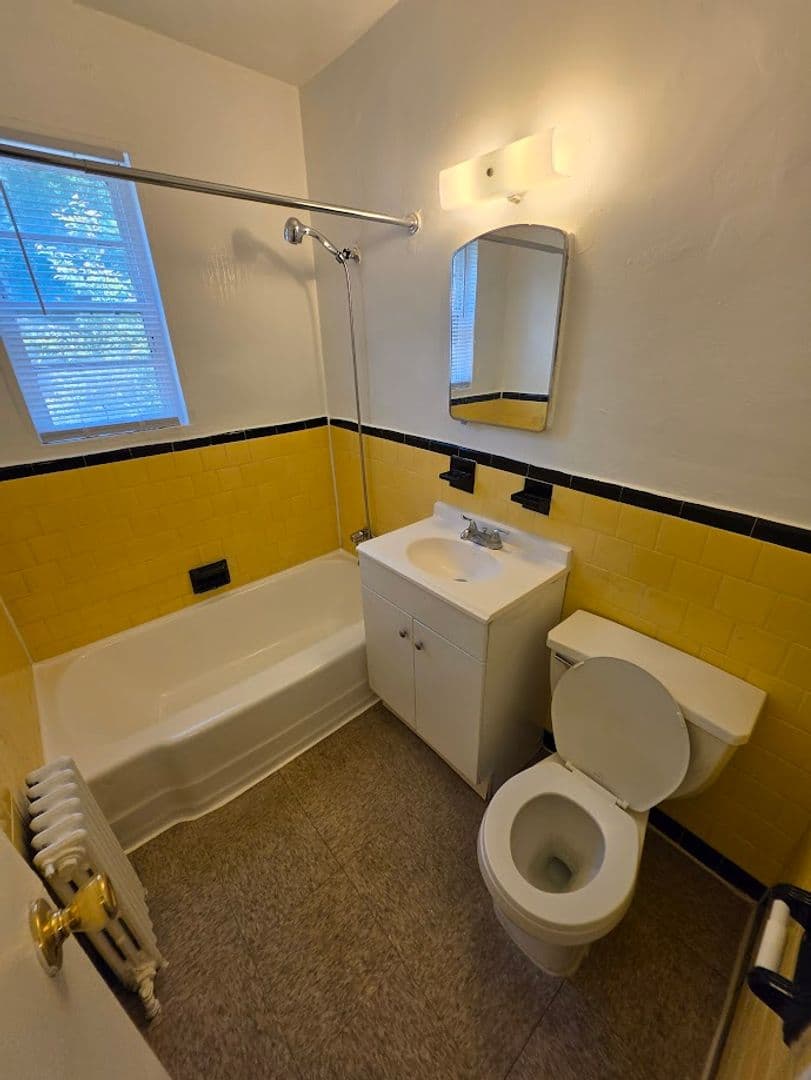 WASHINGTON Apartment: 208 KENILWORTH AVE NE
