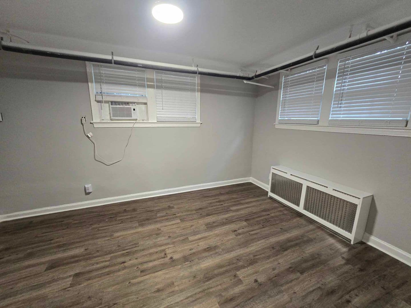 Washington Apartment: 4021 Benton St., NW